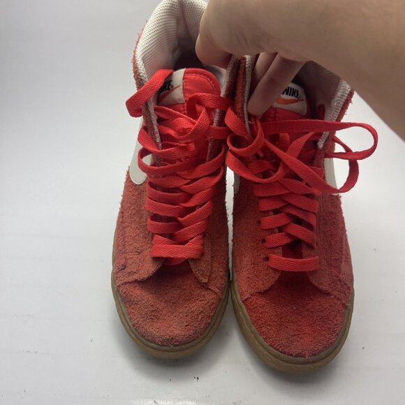 Nike Blazer Mid, Orange Suede Shoes Sneakers, Women’s 5.5 (518171-801) - Picture 5 of 14